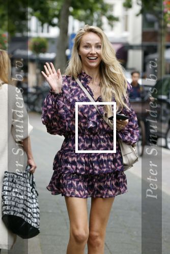Hilversum 31 augustus 2021
Presentatie kledinglijn Lonneke Nooteboom in samenwerking met Shoeby. Kelly Weekers