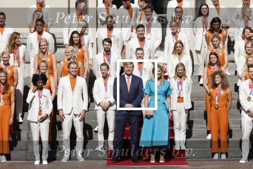 Den Haag 10 augustus 2021
Koning Willem Alexander en Koningin Maxima ontvangen op paleis noordeinde alle medaillewinnaars van de Olympische spelen in Tokyo. oa Sifan Hassan Harrie Lavreysen  Kiran Badloe Annemiek v d Vleuten Niek Kimmann Shanne Braspennincx Abdi Nageeye Jeffrey Hoogland Gabriella Schloesser Steve Wijler Arno Kamminga Sharon v Rouwendaal Tom Dumoulin Anouk Vetter Femke Bol Nouchka Fontijn Merel Smulders Sanne v Dijke Maikel v d Vleuten Kirsten Wild Annemiek Bekkering Annette Duetz Emma Oosterwegel Marit Bouwmeester Anna v d Breggen Roy v d Berg , heren 4 roeien , dames 2 roeien, heren 4x 400m  en het nederlands dames hockeyteam .Ook chef de Mission Pieter v d Hoogenband is er natuurlijk bij .