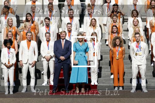 Den Haag 10 augustus 2021
Koning Willem Alexander en Koningin Maxima ontvangen op paleis noordeinde alle medaillewinnaars van de Olympische spelen in Tokyo. oa Sifan Hassan Harrie Lavreysen  Kiran Badloe Annemiek v d Vleuten Niek Kimmann Shanne Braspennincx Abdi Nageeye Jeffrey Hoogland Gabriella Schloesser Steve Wijler Arno Kamminga Sharon v Rouwendaal Tom Dumoulin Anouk Vetter Femke Bol Nouchka Fontijn Merel Smulders Sanne v Dijke Maikel v d Vleuten Kirsten Wild Annemiek Bekkering Annette Duetz Emma Oosterwegel Marit Bouwmeester Anna v d Breggen Roy v d Berg , heren 4 roeien , dames 2 roeien, heren 4x 400m  en het nederlands dames hockeyteam .Ook chef de Mission Pieter v d Hoogenband is er natuurlijk bij .