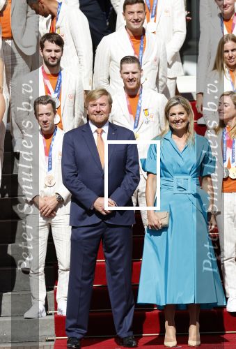 Den Haag 10 augustus 2021
Koning Willem Alexander en Koningin Maxima ontvangen op paleis noordeinde alle medaillewinnaars van de Olympische spelen in Tokyo. oa Sifan Hassan Harrie Lavreysen  Kiran Badloe Annemiek v d Vleuten Niek Kimmann Shanne Braspennincx Abdi Nageeye Jeffrey Hoogland Gabriella Schloesser Steve Wijler Arno Kamminga Sharon v Rouwendaal Tom Dumoulin Anouk Vetter Femke Bol Nouchka Fontijn Merel Smulders Sanne v Dijke Maikel v d Vleuten Kirsten Wild Annemiek Bekkering Annette Duetz Emma Oosterwegel Marit Bouwmeester Anna v d Breggen Roy v d Berg , heren 4 roeien , dames 2 roeien, heren 4x 400m  en het nederlands dames hockeyteam .Ook chef de Mission Pieter v d Hoogenband is er natuurlijk bij .