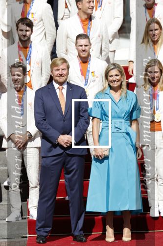 Den Haag 10 augustus 2021
Koning Willem Alexander en Koningin Maxima ontvangen op paleis noordeinde alle medaillewinnaars van de Olympische spelen in Tokyo. oa Sifan Hassan Harrie Lavreysen  Kiran Badloe Annemiek v d Vleuten Niek Kimmann Shanne Braspennincx Abdi Nageeye Jeffrey Hoogland Gabriella Schloesser Steve Wijler Arno Kamminga Sharon v Rouwendaal Tom Dumoulin Anouk Vetter Femke Bol Nouchka Fontijn Merel Smulders Sanne v Dijke Maikel v d Vleuten Kirsten Wild Annemiek Bekkering Annette Duetz Emma Oosterwegel Marit Bouwmeester Anna v d Breggen Roy v d Berg , heren 4 roeien , dames 2 roeien, heren 4x 400m  en het nederlands dames hockeyteam .Ook chef de Mission Pieter v d Hoogenband is er natuurlijk bij .