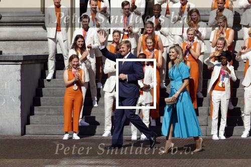 Den Haag 10 augustus 2021
Koning Willem Alexander en Koningin Maxima ontvangen op paleis noordeinde alle medaillewinnaars van de Olympische spelen in Tokyo. oa Sifan Hassan Harrie Lavreysen  Kiran Badloe Annemiek v d Vleuten Niek Kimmann Shanne Braspennincx Abdi Nageeye Jeffrey Hoogland Gabriella Schloesser Steve Wijler Arno Kamminga Sharon v Rouwendaal Tom Dumoulin Anouk Vetter Femke Bol Nouchka Fontijn Merel Smulders Sanne v Dijke Maikel v d Vleuten Kirsten Wild Annemiek Bekkering Annette Duetz Emma Oosterwegel Marit Bouwmeester Anna v d Breggen Roy v d Berg , heren 4 roeien , dames 2 roeien, heren 4x 400m  en het nederlands dames hockeyteam .Ook chef de Mission Pieter v d Hoogenband is er natuurlijk bij .