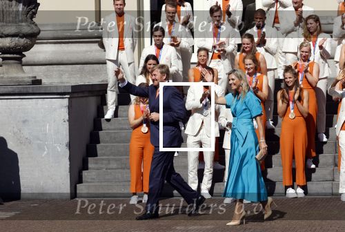 Den Haag 10 augustus 2021
Koning Willem Alexander en Koningin Maxima ontvangen op paleis noordeinde alle medaillewinnaars van de Olympische spelen in Tokyo. oa Sifan Hassan Harrie Lavreysen  Kiran Badloe Annemiek v d Vleuten Niek Kimmann Shanne Braspennincx Abdi Nageeye Jeffrey Hoogland Gabriella Schloesser Steve Wijler Arno Kamminga Sharon v Rouwendaal Tom Dumoulin Anouk Vetter Femke Bol Nouchka Fontijn Merel Smulders Sanne v Dijke Maikel v d Vleuten Kirsten Wild Annemiek Bekkering Annette Duetz Emma Oosterwegel Marit Bouwmeester Anna v d Breggen Roy v d Berg , heren 4 roeien , dames 2 roeien, heren 4x 400m  en het nederlands dames hockeyteam .Ook chef de Mission Pieter v d Hoogenband is er natuurlijk bij .