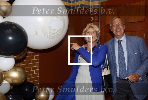 Amsterdam 25 augustus 2021
Expositie met Prinses Eloise in de Beurs v Berlage. Het is een event van Magnum ijs. Laurens Jan Brinkhorst en zijn vrouw Jantien Brinkhorst