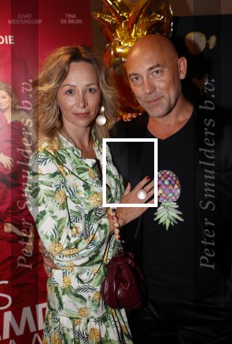 Utrecht 17 augustus 2021
Premiere Niks vreemds aan in Pathe Leidse Rijn. Loek Peters met zijn vrouw