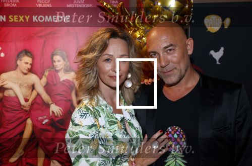 Utrecht 17 augustus 2021
Premiere Niks vreemds aan in Pathe Leidse Rijn. Loek Peters met zijn vrouw