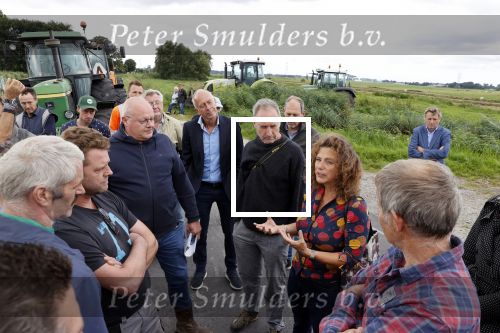 Zunderdorp 27 augustus 2021
Boer Geert Jan en Boer Geert zijn bij demonstratie om land te mogen behouden. Wethouder Marieke v Doorninck