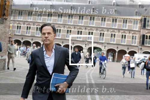 Den Haag 31 augustus 2021
Mark Rutte , Wopke Hoekstra Lillianne Ploumen Jesse Klaver Sigrid Kaag Gert Jan Segers en Rob Jetten op gesprek bij Mariette Hamer ivm vormen van nieuwe regering op het binnenhof.