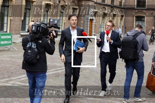 Den Haag 31 augustus 2021
Mark Rutte , Wopke Hoekstra Lillianne Ploumen Jesse Klaver Sigrid Kaag Gert Jan Segers en Rob Jetten op gesprek bij Mariette Hamer ivm vormen van nieuwe regering op het binnenhof. Mark en Jair Ferwerda