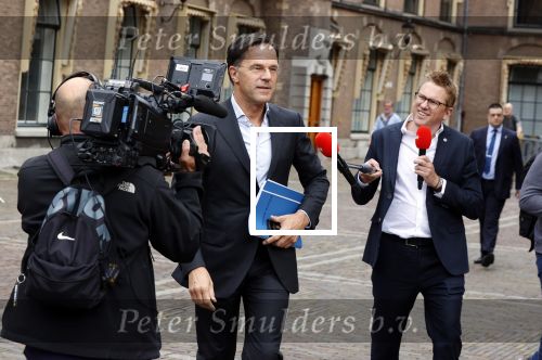 Den Haag 31 augustus 2021
Mark Rutte , Wopke Hoekstra Lillianne Ploumen Jesse Klaver Sigrid Kaag Gert Jan Segers en Rob Jetten op gesprek bij Mariette Hamer ivm vormen van nieuwe regering op het binnenhof. Mark en Jair Ferwerda