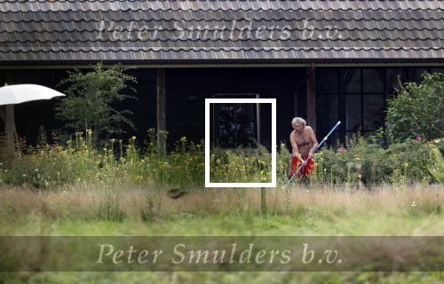 Eefde 12 augustus 2021
Matthijs v Nieuwkerk en zijn vriendin Martha Riemsma vieren vakantie bij het vakantiehuis van Matthijs
