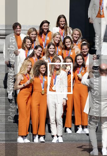Den Haag 10 augustus 2021
Koning Willem Alexander en Koningin Maxima ontvangen op paleis noordeinde alle medaillewinnaars van de Olympische spelen in Tokyo. oa Sifan Hassan Harrie Lavreysen  Kiran Badloe Annemiek v d Vleuten Niek Kimmann Shanne Braspennincx Abdi Nageeye Jeffrey Hoogland Gabriella Schloesser Steve Wijler Arno Kamminga Sharon v Rouwendaal Tom Dumoulin Anouk Vetter Femke Bol Nouchka Fontijn Merel Smulders Sanne v Dijke Maikel v d Vleuten Kirsten Wild Annemiek Bekkering Annette Duetz Emma Oosterwegel Marit Bouwmeester Anna v d Breggen Roy v d Berg , heren 4 roeien , dames 2 roeien, heren 4x 400m  en het nederlands dames hockeyteam .Ook chef de Mission Pieter v d Hoogenband is er natuurlijk bij .