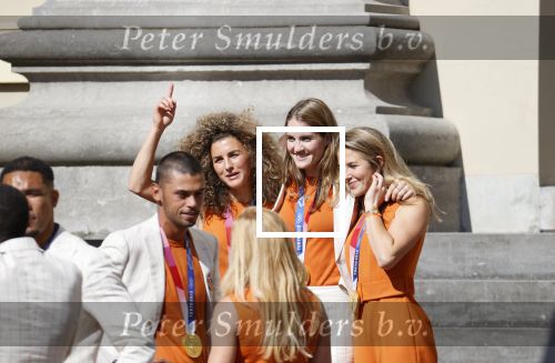 Den Haag 10 augustus 2021
Koning Willem Alexander en Koningin Maxima ontvangen op paleis noordeinde alle medaillewinnaars van de Olympische spelen in Tokyo. oa Sifan Hassan Harrie Lavreysen  Kiran Badloe Annemiek v d Vleuten Niek Kimmann Shanne Braspennincx Abdi Nageeye Jeffrey Hoogland Gabriella Schloesser Steve Wijler Arno Kamminga Sharon v Rouwendaal Tom Dumoulin Anouk Vetter Femke Bol Nouchka Fontijn Merel Smulders Sanne v Dijke Maikel v d Vleuten Kirsten Wild Annemiek Bekkering Annette Duetz Emma Oosterwegel Marit Bouwmeester Anna v d Breggen Roy v d Berg , heren 4 roeien , dames 2 roeien, heren 4x 400m  en het nederlands dames hockeyteam .Ook chef de Mission Pieter v d Hoogenband is er natuurlijk bij .