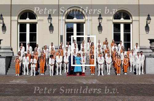 Den Haag 10 augustus 2021
Koning Willem Alexander en Koningin Maxima ontvangen op paleis noordeinde alle medaillewinnaars van de Olympische spelen in Tokyo. oa Sifan Hassan Harrie Lavreysen  Kiran Badloe Annemiek v d Vleuten Niek Kimmann Shanne Braspennincx Abdi Nageeye Jeffrey Hoogland Gabriella Schloesser Steve Wijler Arno Kamminga Sharon v Rouwendaal Tom Dumoulin Anouk Vetter Femke Bol Nouchka Fontijn Merel Smulders Sanne v Dijke Maikel v d Vleuten Kirsten Wild Annemiek Bekkering Annette Duetz Emma Oosterwegel Marit Bouwmeester Anna v d Breggen Roy v d Berg , heren 4 roeien , dames 2 roeien, heren 4x 400m  en het nederlands dames hockeyteam .Ook chef de Mission Pieter v d Hoogenband is er natuurlijk bij .