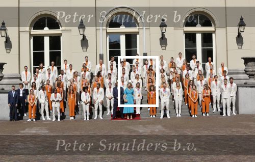 Den Haag 10 augustus 2021
Koning Willem Alexander en Koningin Maxima ontvangen op paleis noordeinde alle medaillewinnaars van de Olympische spelen in Tokyo. oa Sifan Hassan Harrie Lavreysen  Kiran Badloe Annemiek v d Vleuten Niek Kimmann Shanne Braspennincx Abdi Nageeye Jeffrey Hoogland Gabriella Schloesser Steve Wijler Arno Kamminga Sharon v Rouwendaal Tom Dumoulin Anouk Vetter Femke Bol Nouchka Fontijn Merel Smulders Sanne v Dijke Maikel v d Vleuten Kirsten Wild Annemiek Bekkering Annette Duetz Emma Oosterwegel Marit Bouwmeester Anna v d Breggen Roy v d Berg , heren 4 roeien , dames 2 roeien, heren 4x 400m  en het nederlands dames hockeyteam .Ook chef de Mission Pieter v d Hoogenband is er natuurlijk bij .