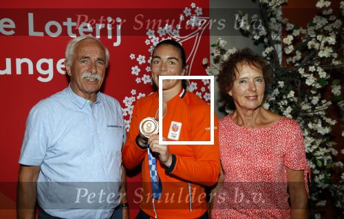 Schiphol 9 augustus 2021
Aankomst olympische sporters op schiphol in hotel Hilton.Nouchka Fontijn met haar ouders en hond