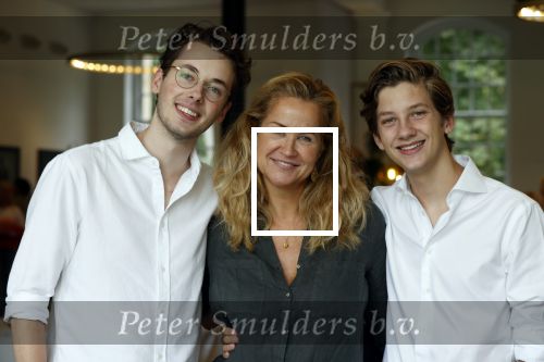 Leersum 26 augustus 2021
Expositie Paulien Huizinga bij Parc Broekhuizen . paulien met haar zoons Paul en Pieter