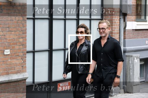 Amsterdam 26 augustus 2021
Prins Bernhard en Prinses Annette  op straat in het centrum van Amsterdam.
