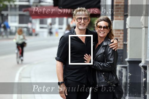 Amsterdam 26 augustus 2021
Prins Bernhard en Prinses Annette  op straat in het centrum van Amsterdam.