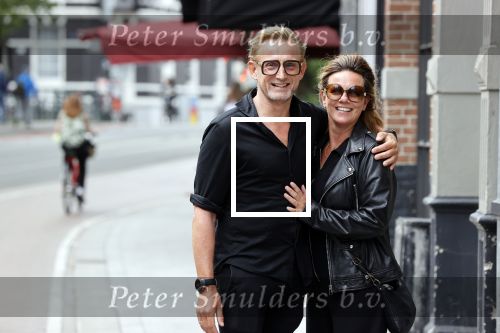 Amsterdam 26 augustus 2021
Prins Bernhard en Prinses Annette  op straat in het centrum van Amsterdam.