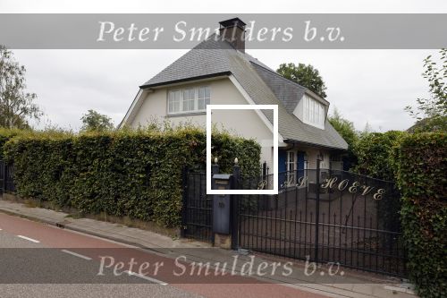 Breukeleveen 31 aqugustus 2021
Prins Maurits en Prinses Marilene hebben een nieuw huis / villa aan de loosdrechtse plassen gekocht. Prinses mabel woont 100 meter bij ze vandaan.