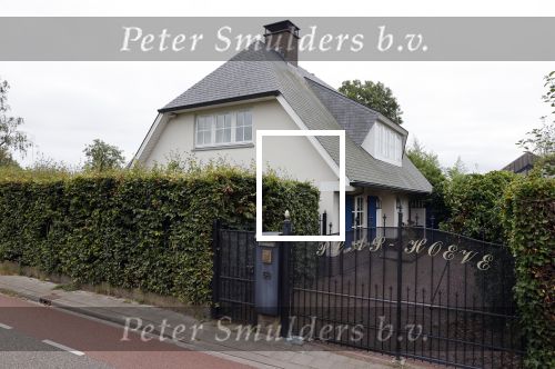 Breukeleveen 31 aqugustus 2021
Prins Maurits en Prinses Marilene hebben een nieuw huis / villa aan de loosdrechtse plassen gekocht. Prinses mabel woont 100 meter bij ze vandaan.