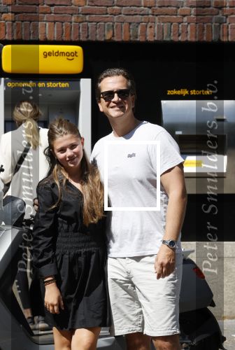 Amsterdam 15 augustus 2021 
Quincy Schellevis met zijn dochter Bobby en hun Biro