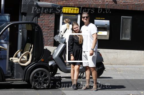 Amsterdam 15 augustus 2021 
Quincy Schellevis met zijn dochter Bobby en hun Biro