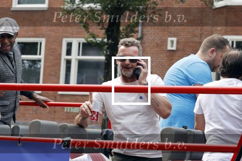 Amsterdam 21 augustus 2021
Demonstratie Mute us in amsterdam . Er zijn meerdere djs aanwezig zoals Sunnery James Ryan Marciano Ronald Molendijk Fred v Leer Sidney Brandeis en Menno Kohler.