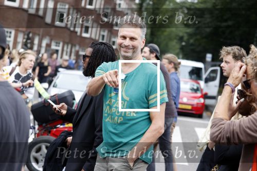 Amsterdam 21 augustus 2021
Demonstratie Mute us in amsterdam . Er zijn meerdere djs aanwezig zoals Sunnery James Ryan Marciano Ronald Molendijk Fred v Leer Sidney Brandeis en Menno Kohler.