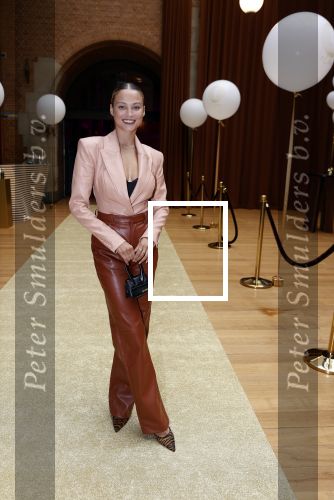 Amsterdam 25 augustus 2021
Expositie met Prinses Eloise in de Beurs v Berlage. Het is een event van Magnum ijs.