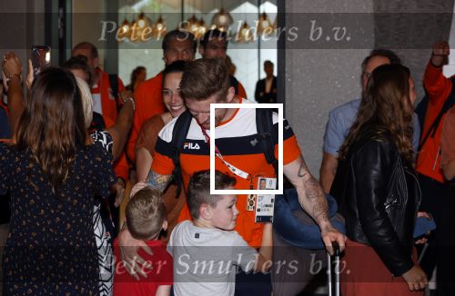 Schiphol 9 augustus 2021
Aankomst olympische sporters op schiphol in hotel Hilton. Roy v d Berg met vrouw en kinderen