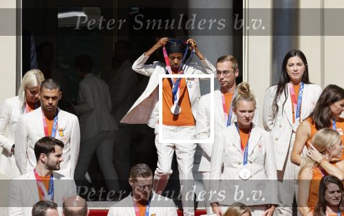 Den Haag 10 augustus 2021
Koning Willem Alexander en Koningin Maxima ontvangen op paleis noordeinde alle medaillewinnaars van de Olympische spelen in Tokyo. oa Sifan Hassan Harrie Lavreysen  Kiran Badloe Annemiek v d Vleuten Niek Kimmann Shanne Braspennincx Abdi Nageeye Jeffrey Hoogland Gabriella Schloesser Steve Wijler Arno Kamminga Sharon v Rouwendaal Tom Dumoulin Anouk Vetter Femke Bol Nouchka Fontijn Merel Smulders Sanne v Dijke Maikel v d Vleuten Kirsten Wild Annemiek Bekkering Annette Duetz Emma Oosterwegel Marit Bouwmeester Anna v d Breggen Roy v d Berg , heren 4 roeien , dames 2 roeien, heren 4x 400m  en het nederlands dames hockeyteam .Ook chef de Mission Pieter v d Hoogenband is er natuurlijk bij .