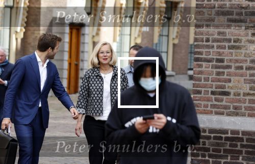 Den Haag 31 augustus 2021
Mark Rutte , Wopke Hoekstra Lillianne Ploumen Jesse Klaver Sigrid Kaag Gert Jan Segers en Rob Jetten op gesprek bij Mariette Hamer ivm vormen van nieuwe regering op het binnenhof.