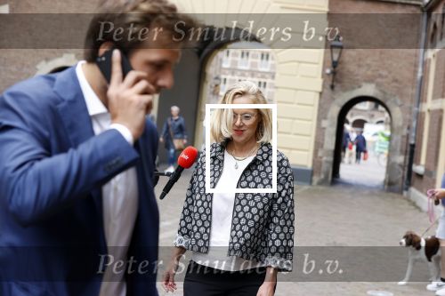 Den Haag 31 augustus 2021
Mark Rutte , Wopke Hoekstra Lillianne Ploumen Jesse Klaver Sigrid Kaag Gert Jan Segers en Rob Jetten op gesprek bij Mariette Hamer ivm vormen van nieuwe regering op het binnenhof.