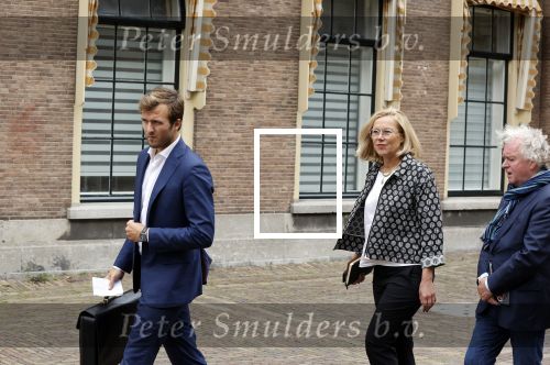 Den Haag 31 augustus 2021
Mark Rutte , Wopke Hoekstra Lillianne Ploumen Jesse Klaver Sigrid Kaag Gert Jan Segers en Rob Jetten op gesprek bij Mariette Hamer ivm vormen van nieuwe regering op het binnenhof.