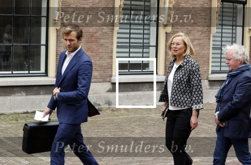 Den Haag 31 augustus 2021
Mark Rutte , Wopke Hoekstra Lillianne Ploumen Jesse Klaver Sigrid Kaag Gert Jan Segers en Rob Jetten op gesprek bij Mariette Hamer ivm vormen van nieuwe regering op het binnenhof.