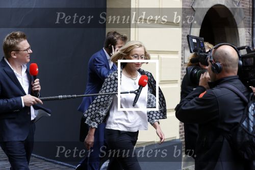 Den Haag 31 augustus 2021
Mark Rutte , Wopke Hoekstra Lillianne Ploumen Jesse Klaver Sigrid Kaag Gert Jan Segers en Rob Jetten op gesprek bij Mariette Hamer ivm vormen van nieuwe regering op het binnenhof. Sigrid Kaag en Jair Ferwerda