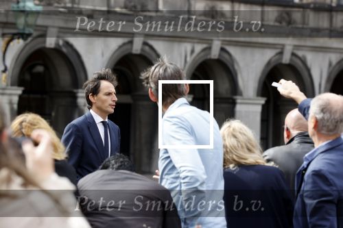 Den Haag 31 augustus 2021
Mark Rutte , Wopke Hoekstra Lillianne Ploumen Jesse Klaver Sigrid Kaag Gert Jan Segers en Rob Jetten op gesprek bij Mariette Hamer ivm vormen van nieuwe regering op het binnenhof.