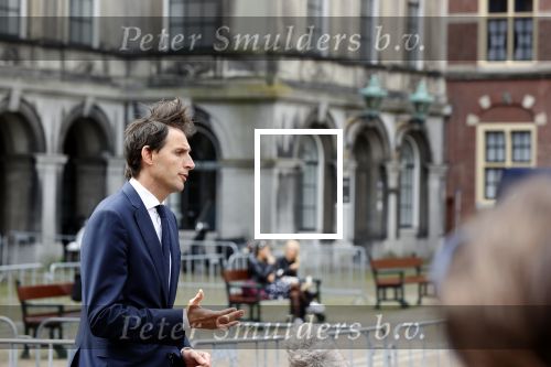 Den Haag 31 augustus 2021
Mark Rutte , Wopke Hoekstra Lillianne Ploumen Jesse Klaver Sigrid Kaag Gert Jan Segers en Rob Jetten op gesprek bij Mariette Hamer ivm vormen van nieuwe regering op het binnenhof.