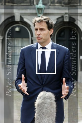 Den Haag 31 augustus 2021
Mark Rutte , Wopke Hoekstra Lillianne Ploumen Jesse Klaver Sigrid Kaag Gert Jan Segers en Rob Jetten op gesprek bij Mariette Hamer ivm vormen van nieuwe regering op het binnenhof.