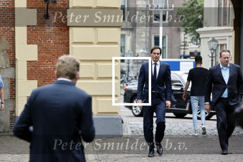 Den Haag 31 augustus 2021
Mark Rutte , Wopke Hoekstra Lillianne Ploumen Jesse Klaver Sigrid Kaag Gert Jan Segers en Rob Jetten op gesprek bij Mariette Hamer ivm vormen van nieuwe regering op het binnenhof.