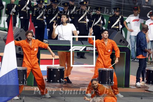Zandvoort 4 september 2022
Afrojack ( Nick v d Wall) draait op de nederlandse F1 Grand Prix op circuit Zandvoort.