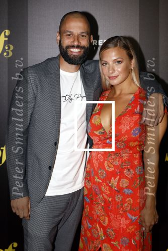 Amsterdam 5 september 2022
Premere Soof 3 in Tuschinski. Amber Delil met partner