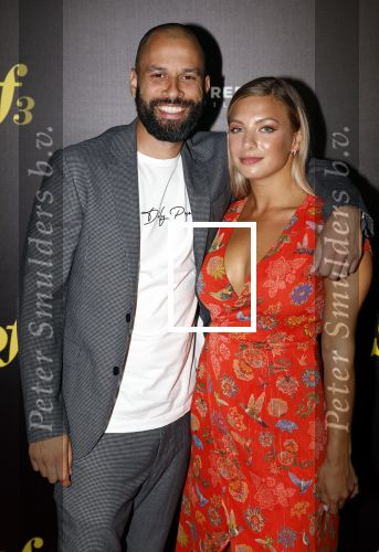 Amsterdam 5 september 2022
Premere Soof 3 in Tuschinski. Amber Delil met partner