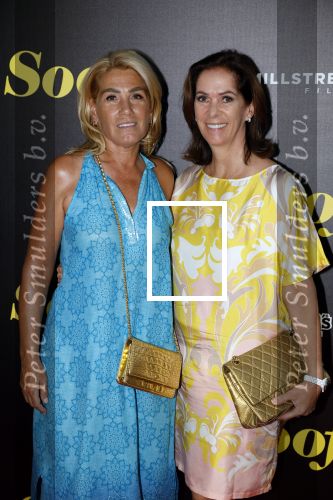 Amsterdam 5 september 2022
Premere Soof 3 in Tuschinski. Annemarie v Gaal met Christine Noordzij