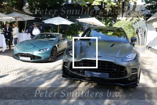 Aouderkerk aan de Amstel 31 augustus 2022
Herendiner Life after Football LAF bij paardenburg. Ook het blad met Ronald Koeman op de cover wordt gepresenteerd. 2 aston Martins