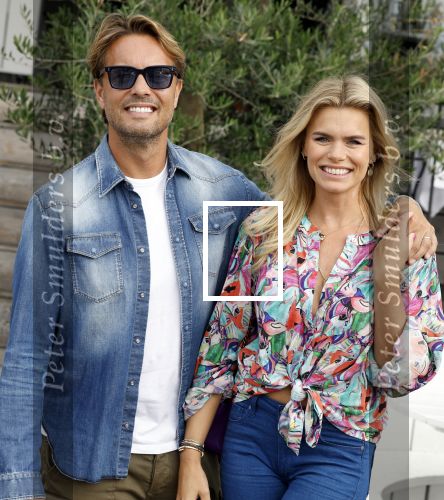 Amsterdam 14 september 2022
Uitreiking Fabulous mama awards bij George Marina .
Bas Smit kwam met zijn zus Marielle Smit en zijn vrouw Nicolette v Dam