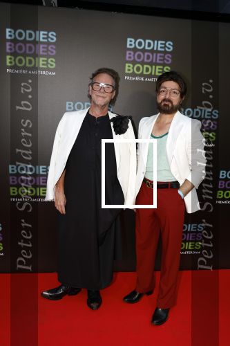 Amsterdam 24 augustus 2022
Premiere Bodies Bodies Bosies van Halina Reijn in Tuschinski . Bastiaan v Schaik en partner