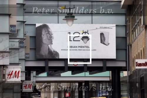 Hilversum 28 maart 2022
Presentatie boek en munt van Bibian Mentel. Haar man Edwin Spee kwam met zijn vriendin Mandy.
